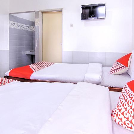 Oyo 3317 Maju Jaya Homestay Syariah Bogor Exterior foto