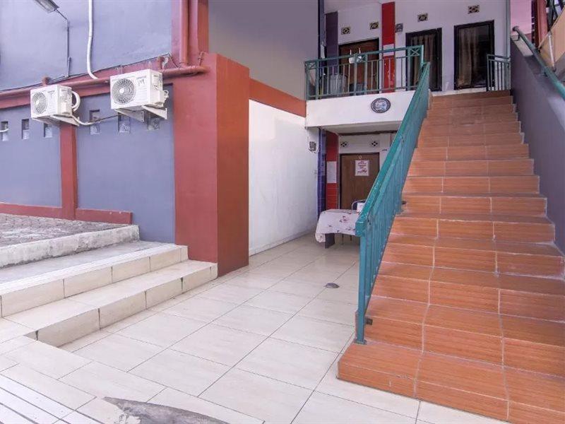 Oyo 3317 Maju Jaya Homestay Syariah Bogor Exterior foto