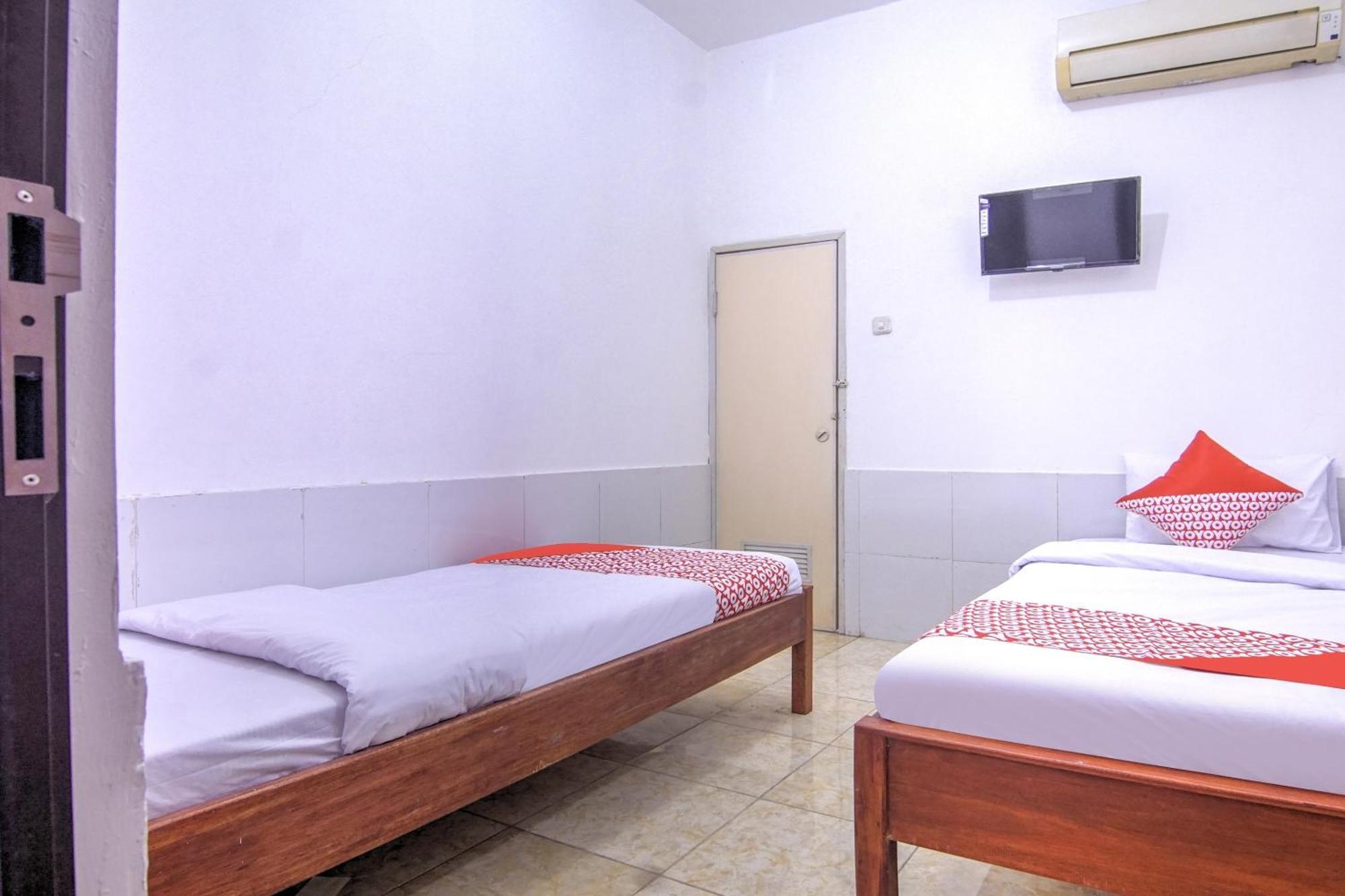 Oyo 3317 Maju Jaya Homestay Syariah Bogor Exterior foto