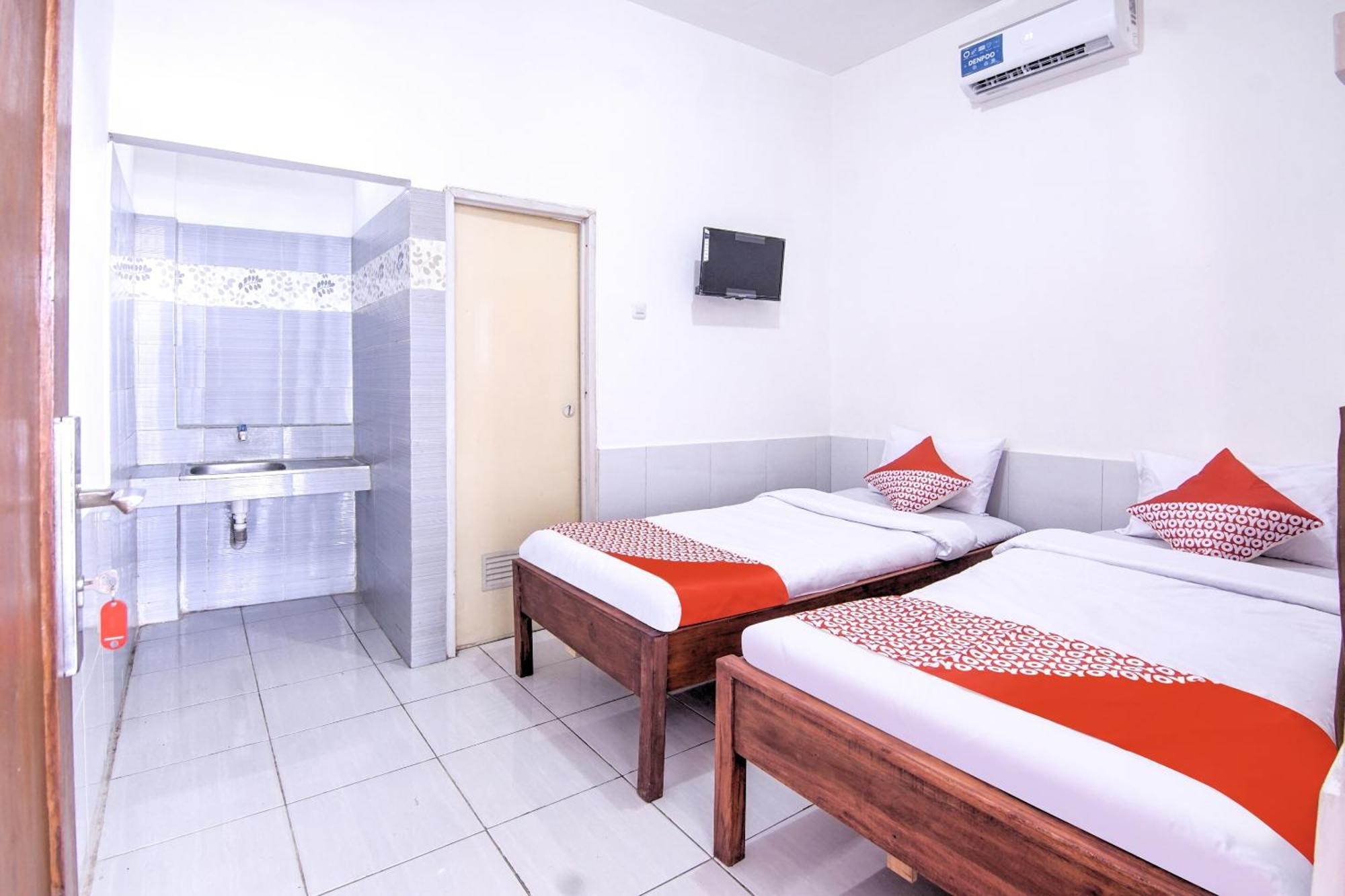 Oyo 3317 Maju Jaya Homestay Syariah Bogor Exterior foto